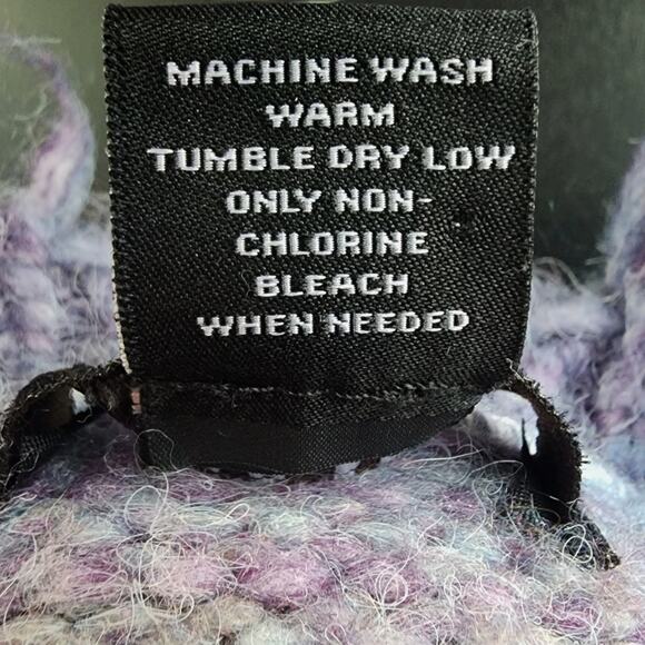 Sabrina Lauren NY Distressed Rainbow Chunky Knit Sweater | Women's M - Picture 8 of 8